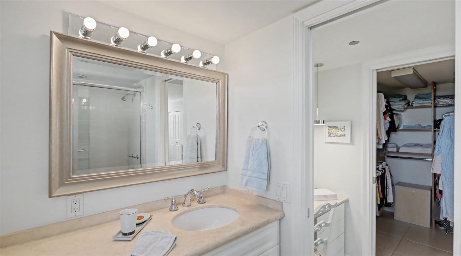 625 Oaks Drive, Unit 808, Pompano Beach, FL 33069 Photo