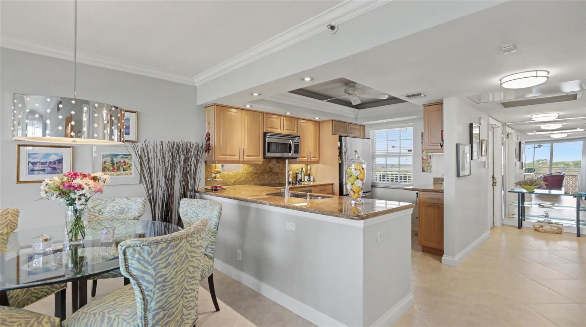 625 Oaks Drive, Unit 808, Pompano Beach, FL 33069 Photo