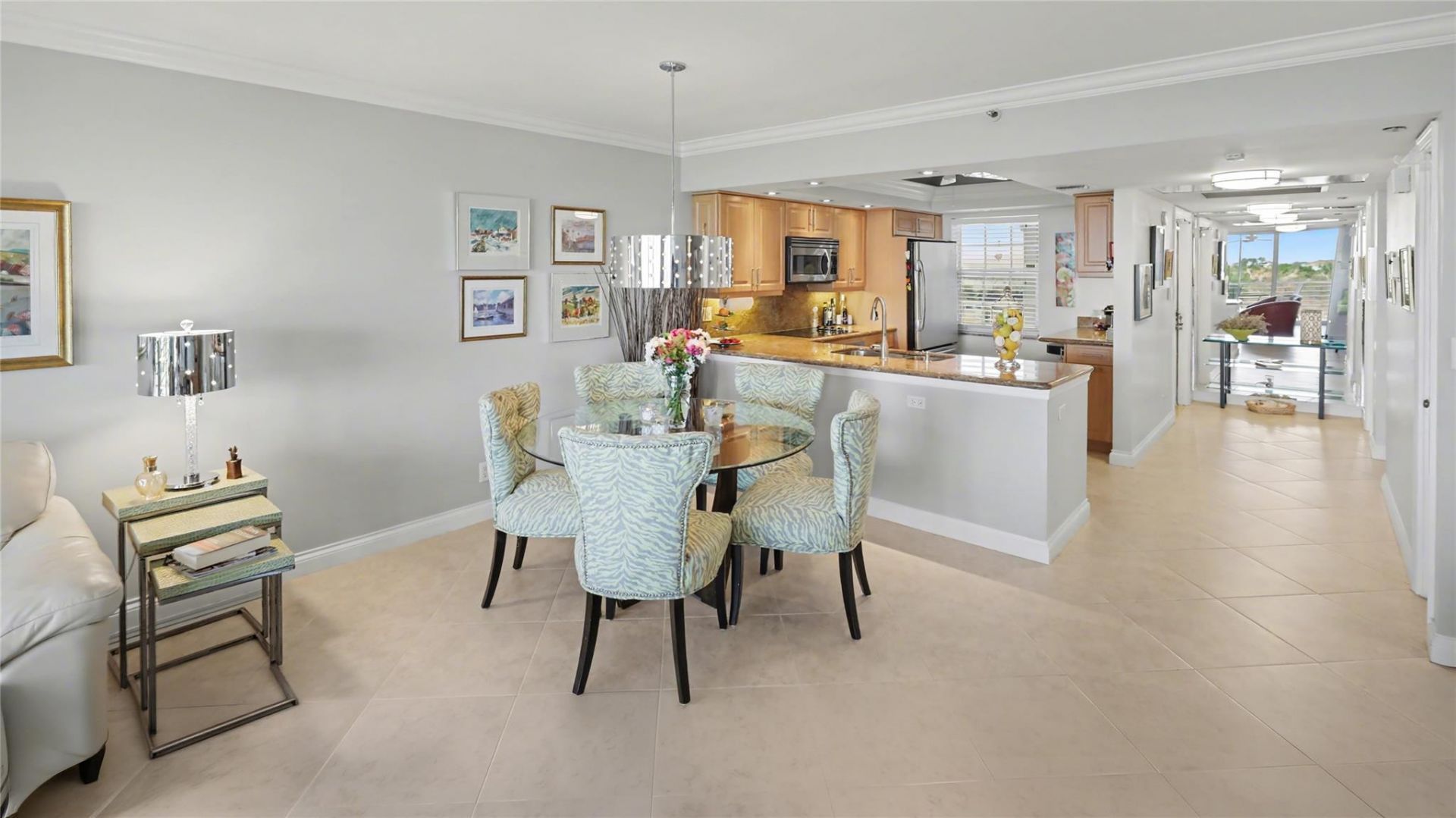 625 Oaks Drive, Unit 808, Pompano Beach, FL 33069 Photo