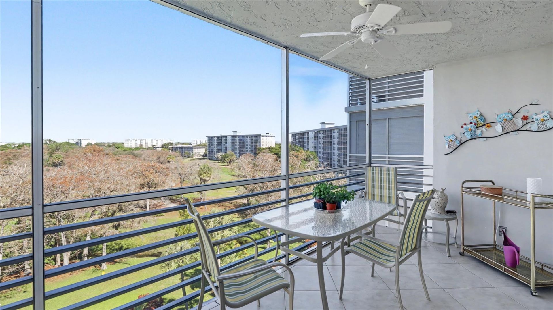 625 Oaks Drive, Unit 808, Pompano Beach, FL 33069 Photo