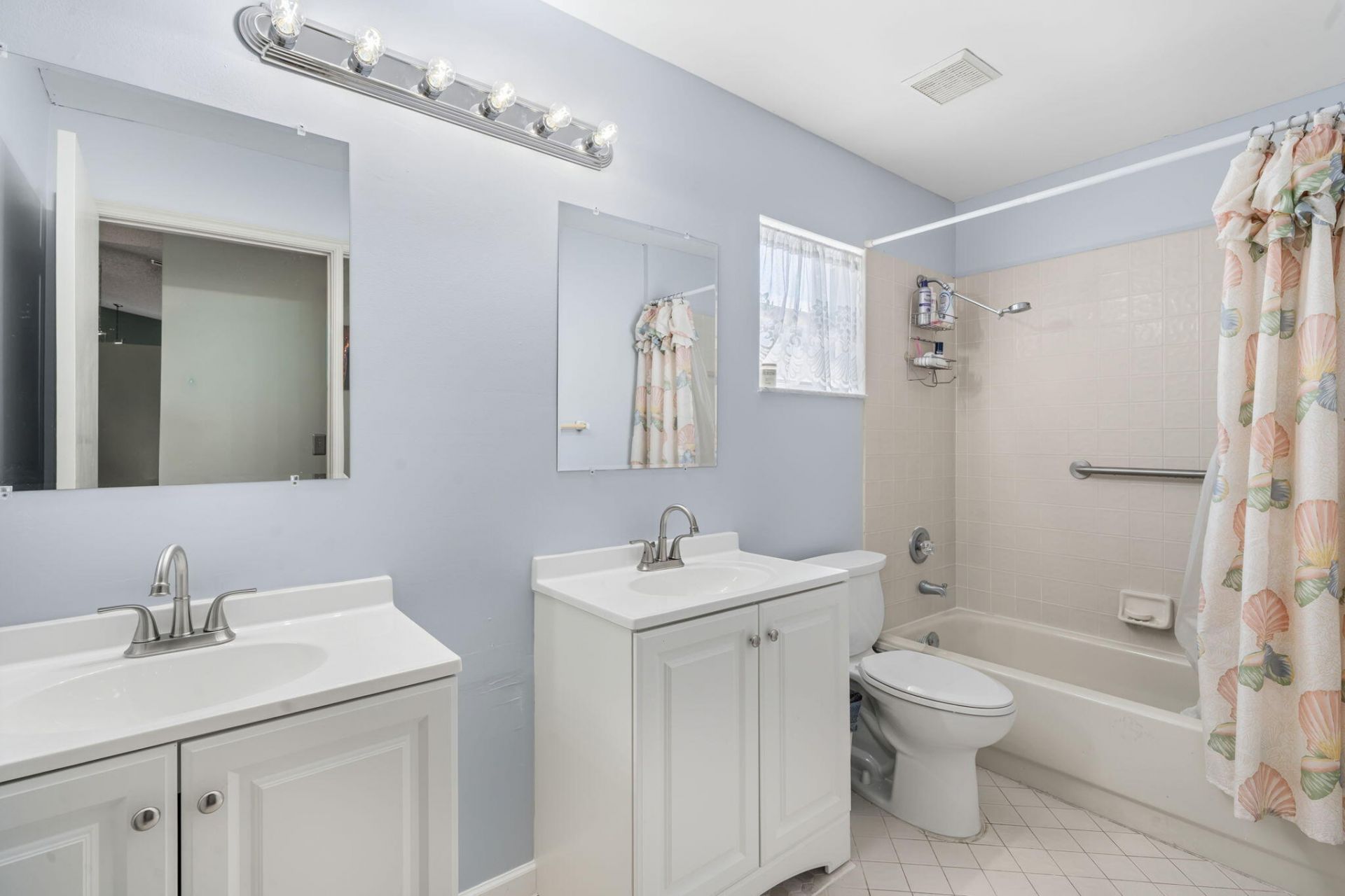 5197 Rosen Boulevard, Boynton Beach, FL 33472 Photo