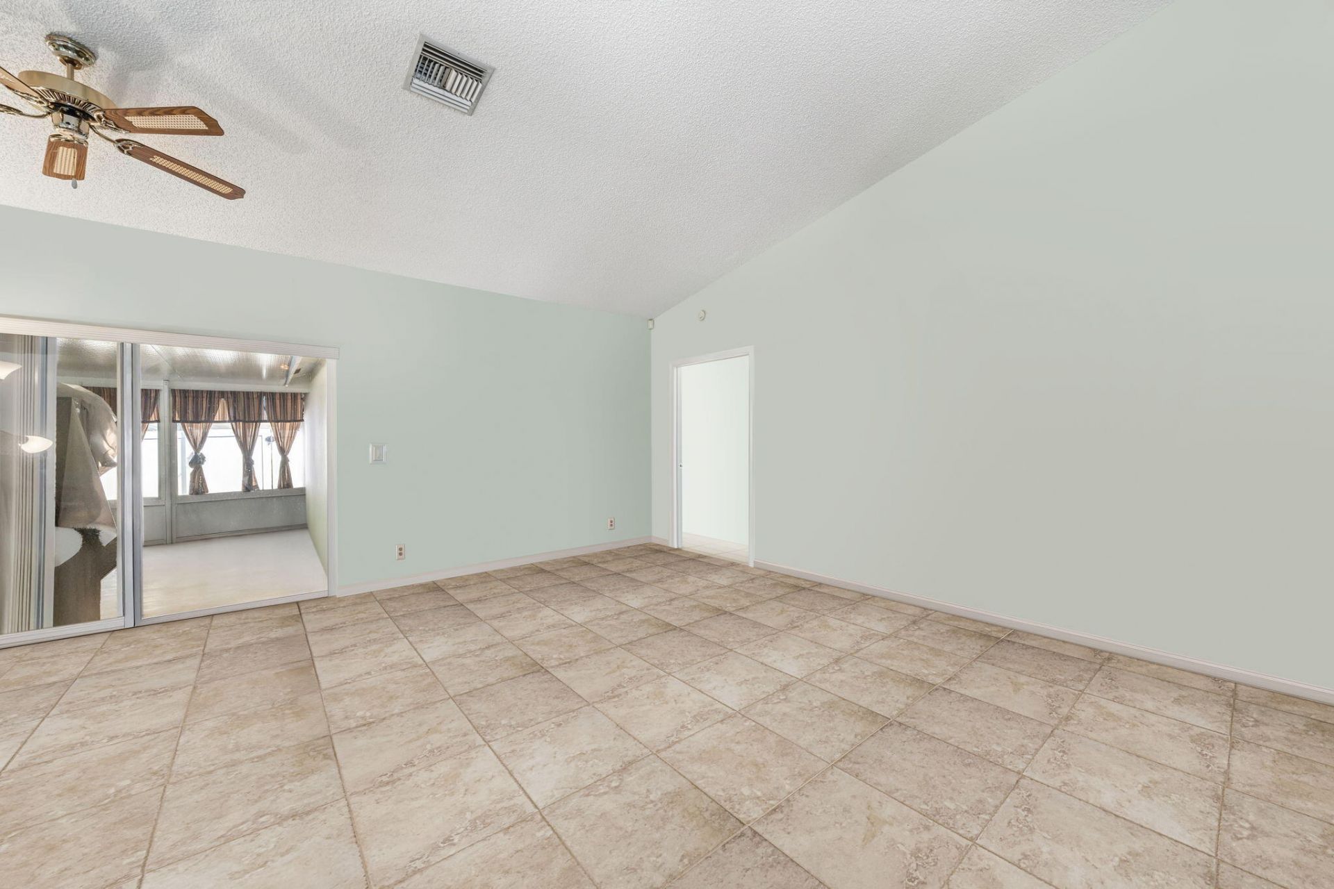 5197 Rosen Boulevard, Boynton Beach, FL 33472 Photo