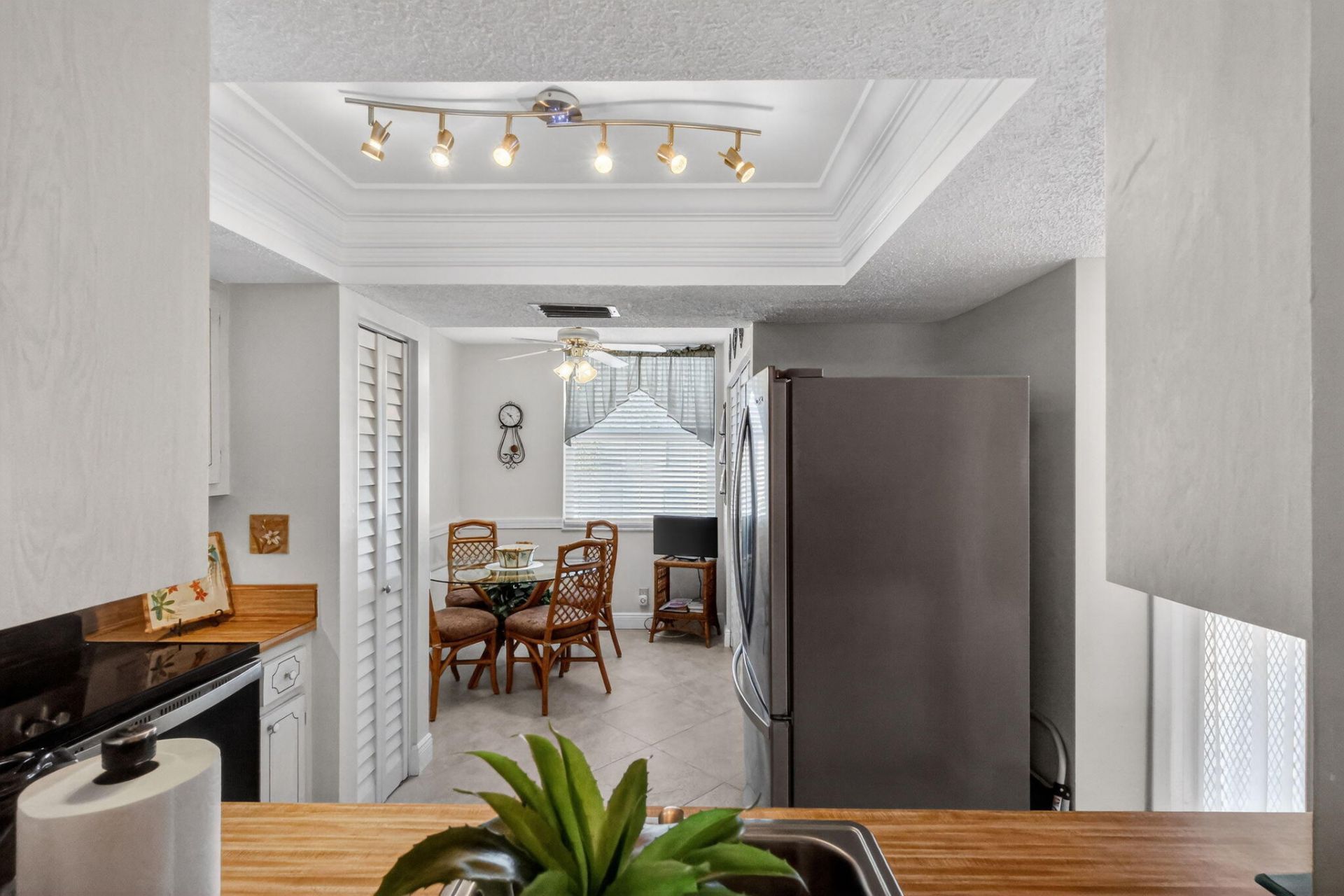 9 Willowbrook Lane, Unit 202, Delray Beach, FL 33446 Photo