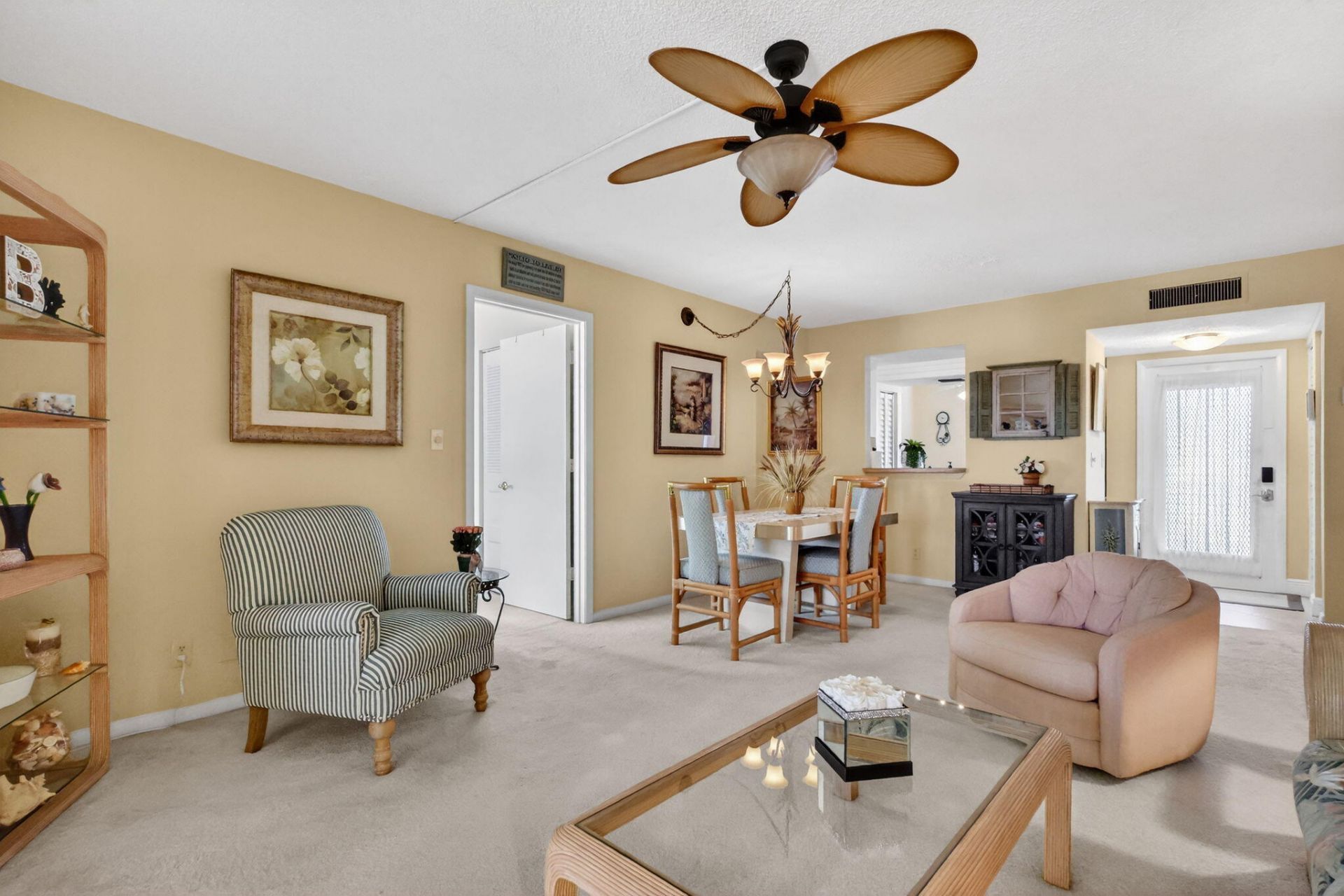 9 Willowbrook Lane, Unit 202, Delray Beach, FL 33446 Photo