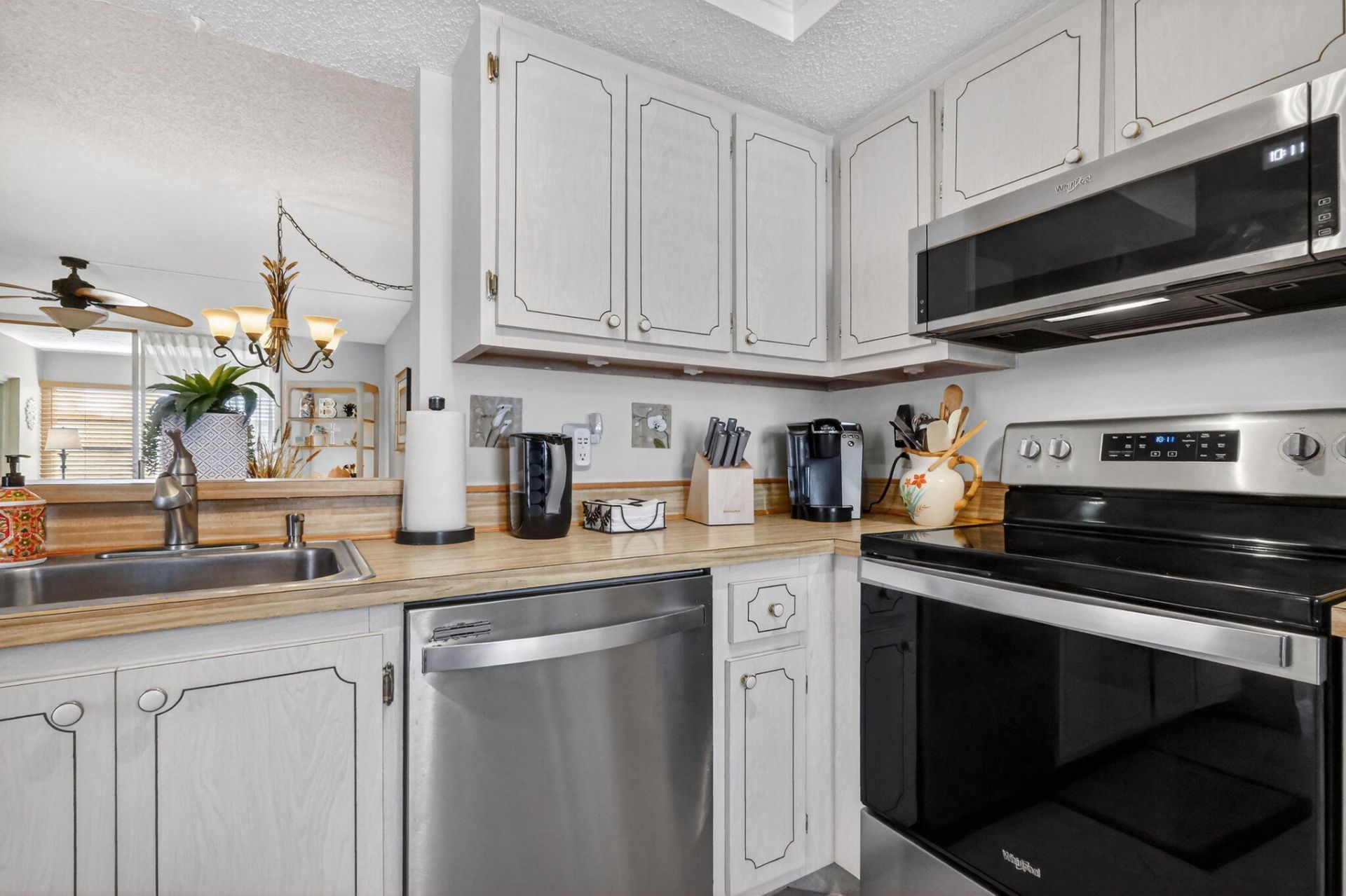 9 Willowbrook Lane, Unit 202, Delray Beach, FL 33446 Photo