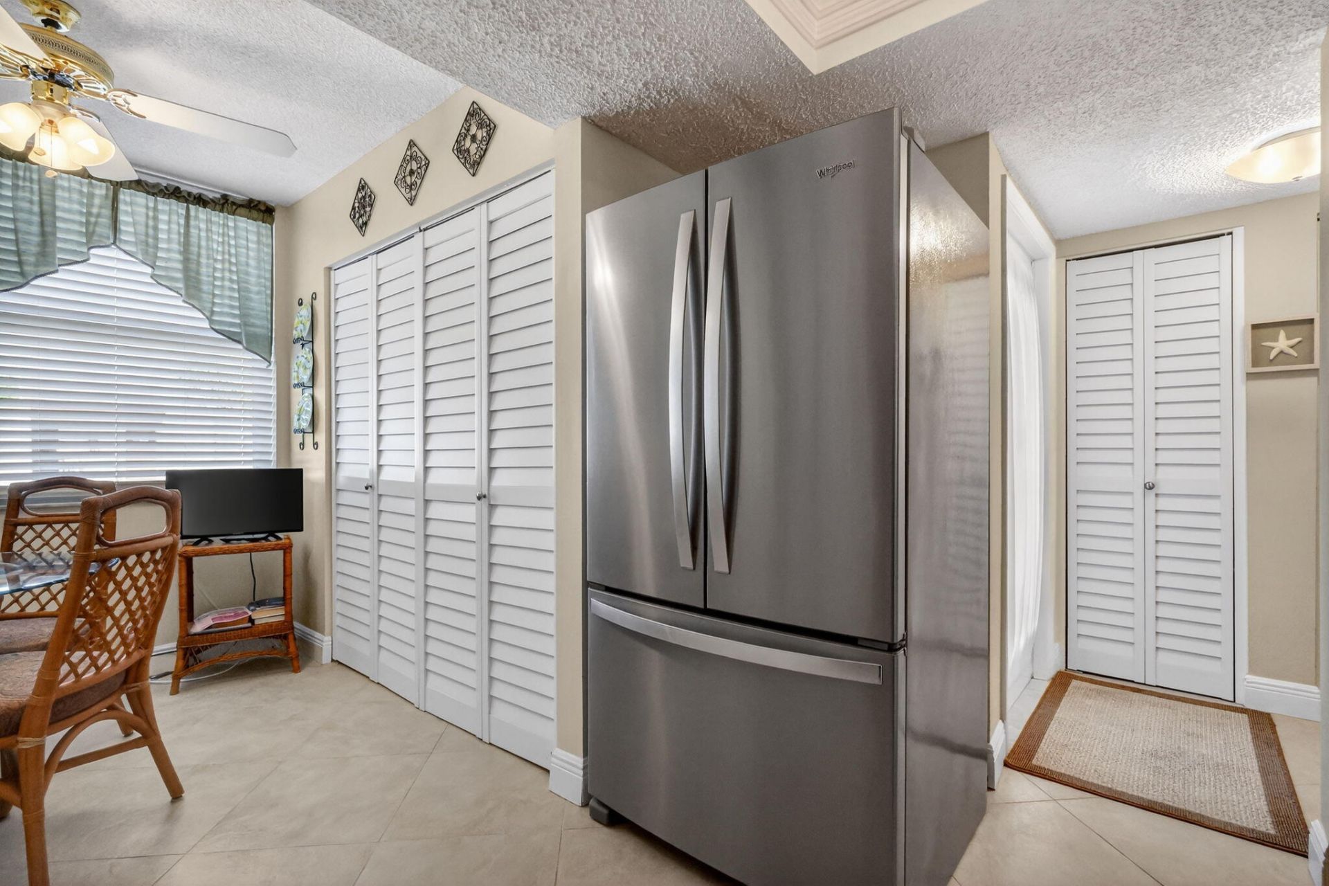 9 Willowbrook Lane, Unit 202, Delray Beach, FL 33446 Photo