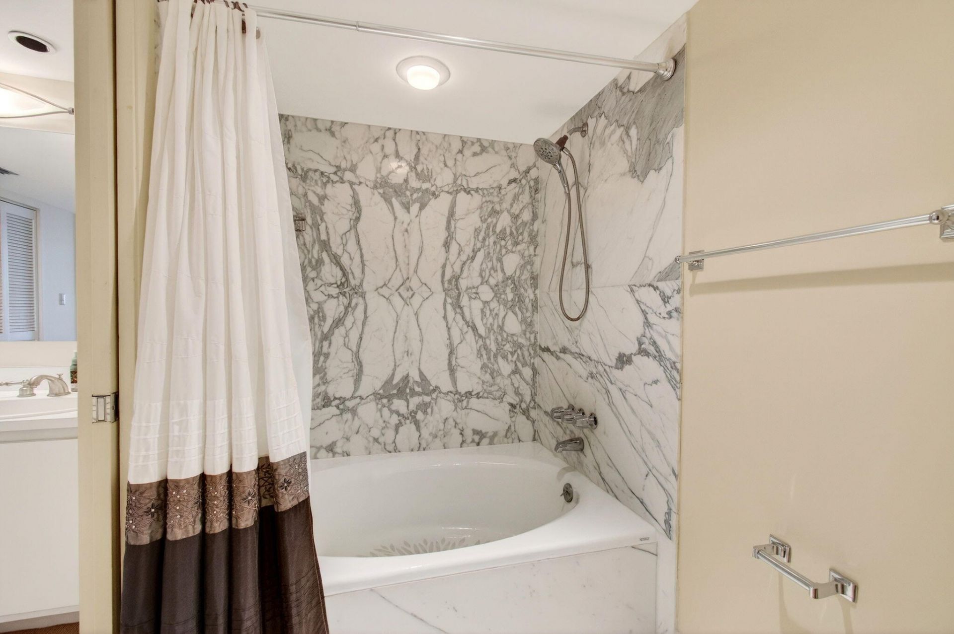 4740 S Ocean Boulevard, Unit 702, Highland Beach, FL 33487 Photo