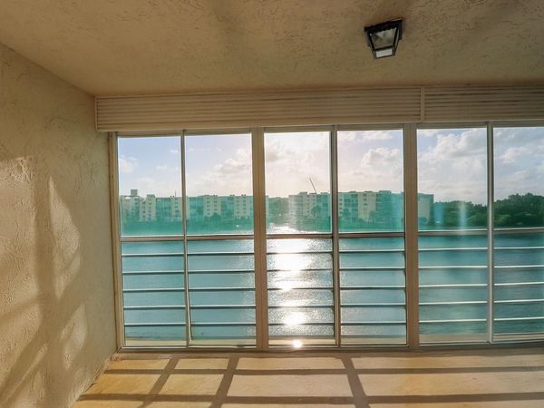 101 SE 3rd Avenue, Unit 605, Dania Beach, FL 33004