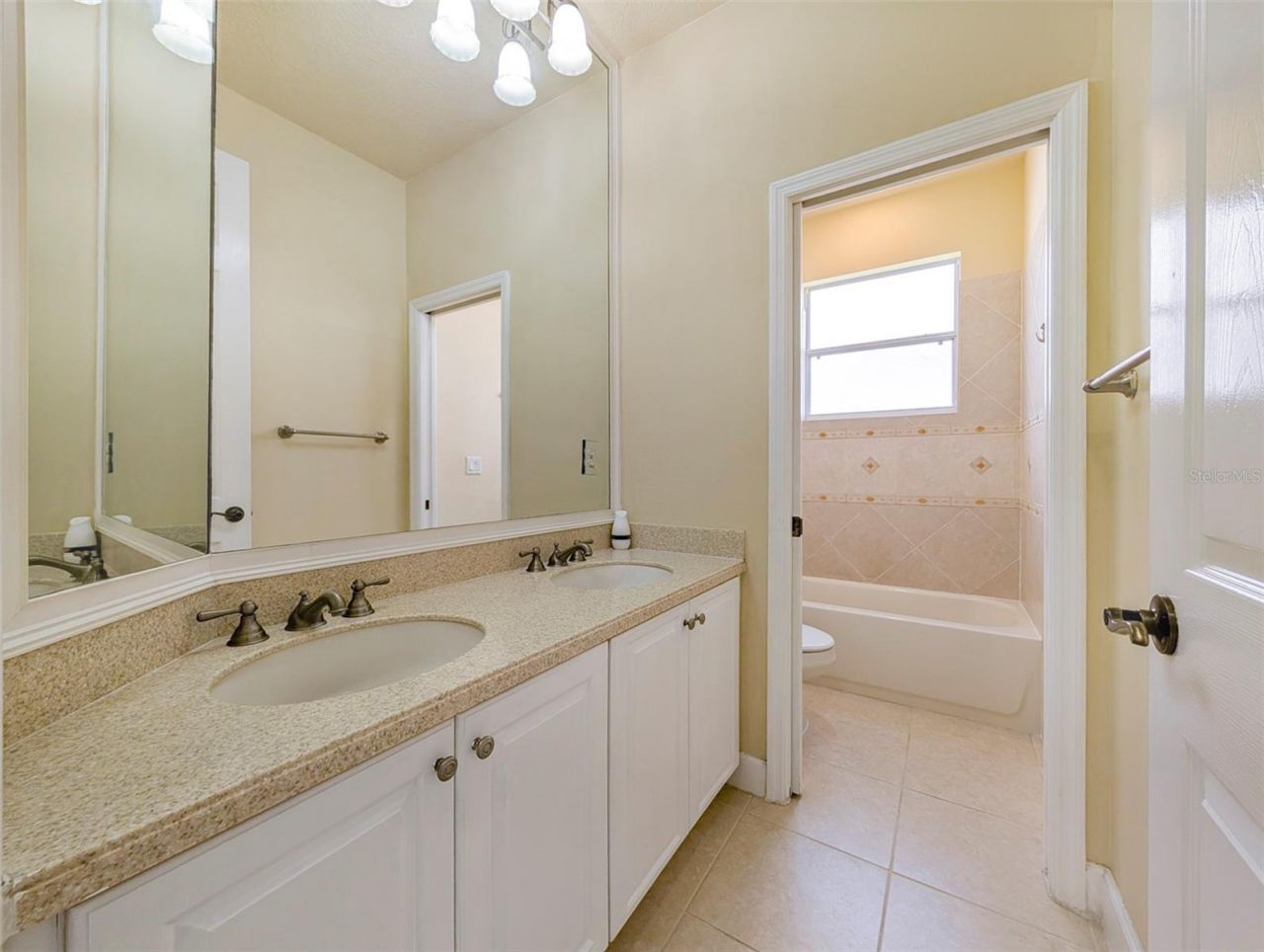 6507 37th Street E, Sarasota, FL 34243 Photo