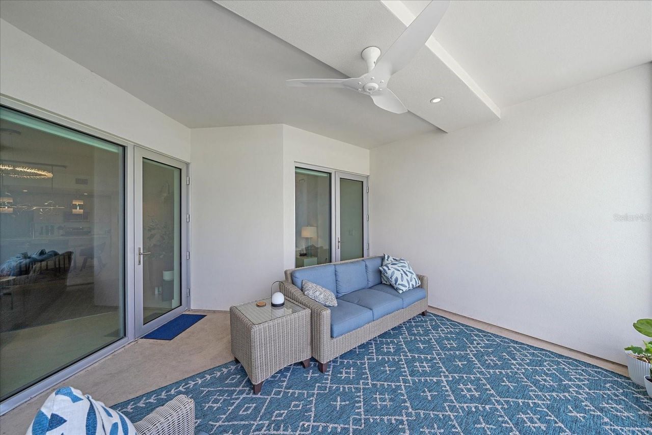 332 Cocoanut Avenue, Unit 406, Sarasota, FL 34236 Photo