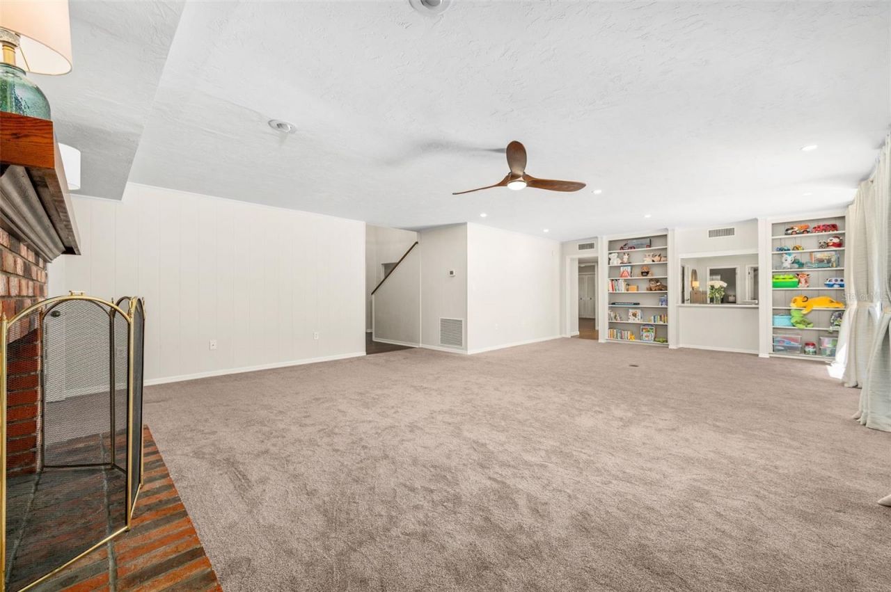 8115 SW 1st Place, Gainesville, FL 32607 Photo