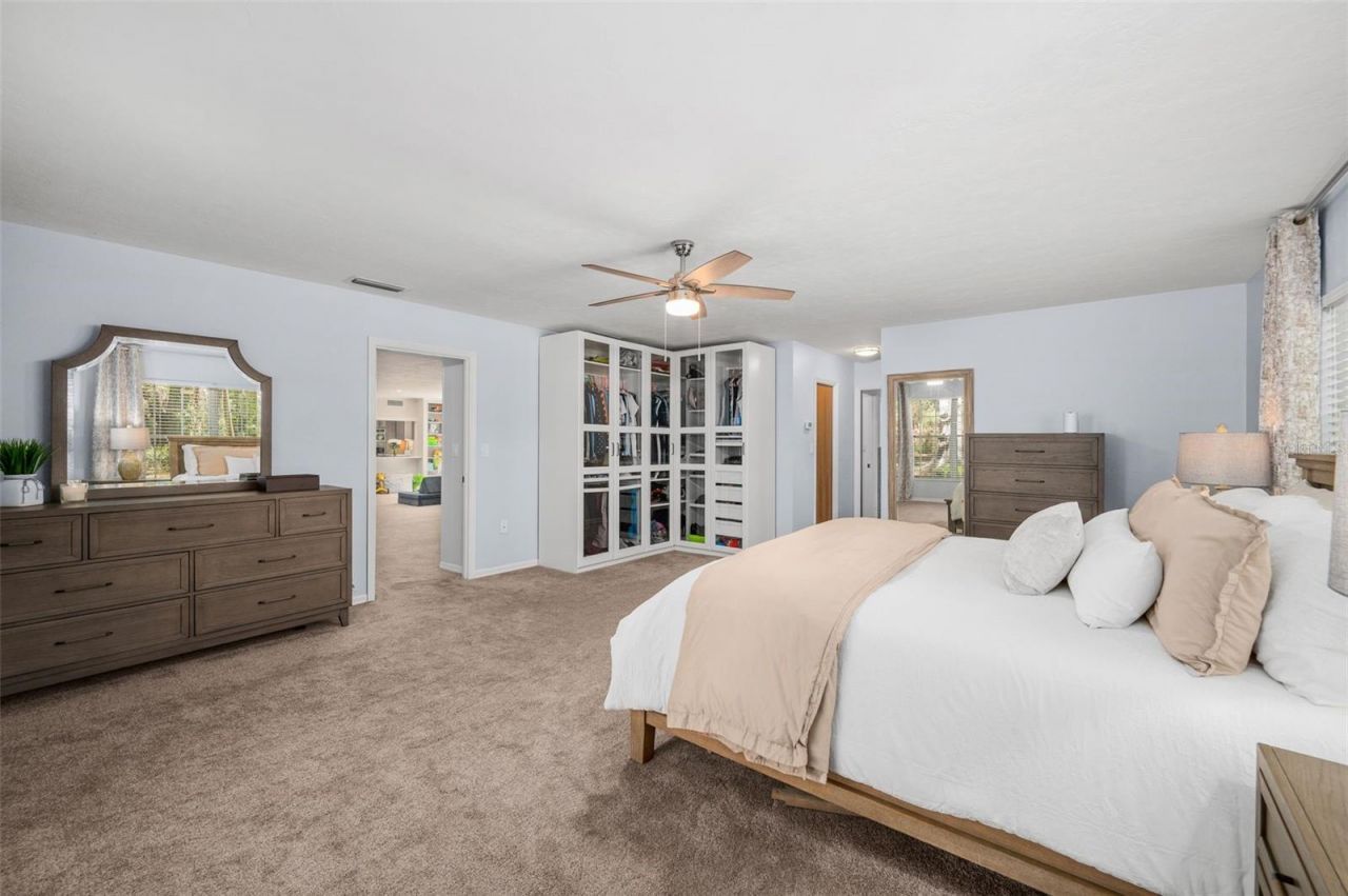 8115 SW 1st Place, Gainesville, FL 32607 Photo