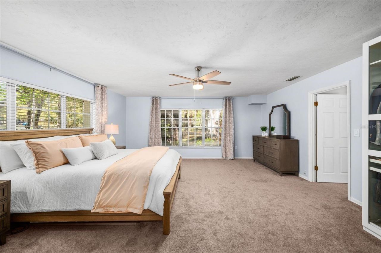 8115 SW 1st Place, Gainesville, FL 32607 Photo