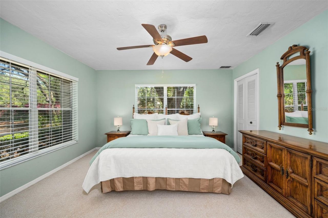 8115 SW 1st Place, Gainesville, FL 32607 Photo