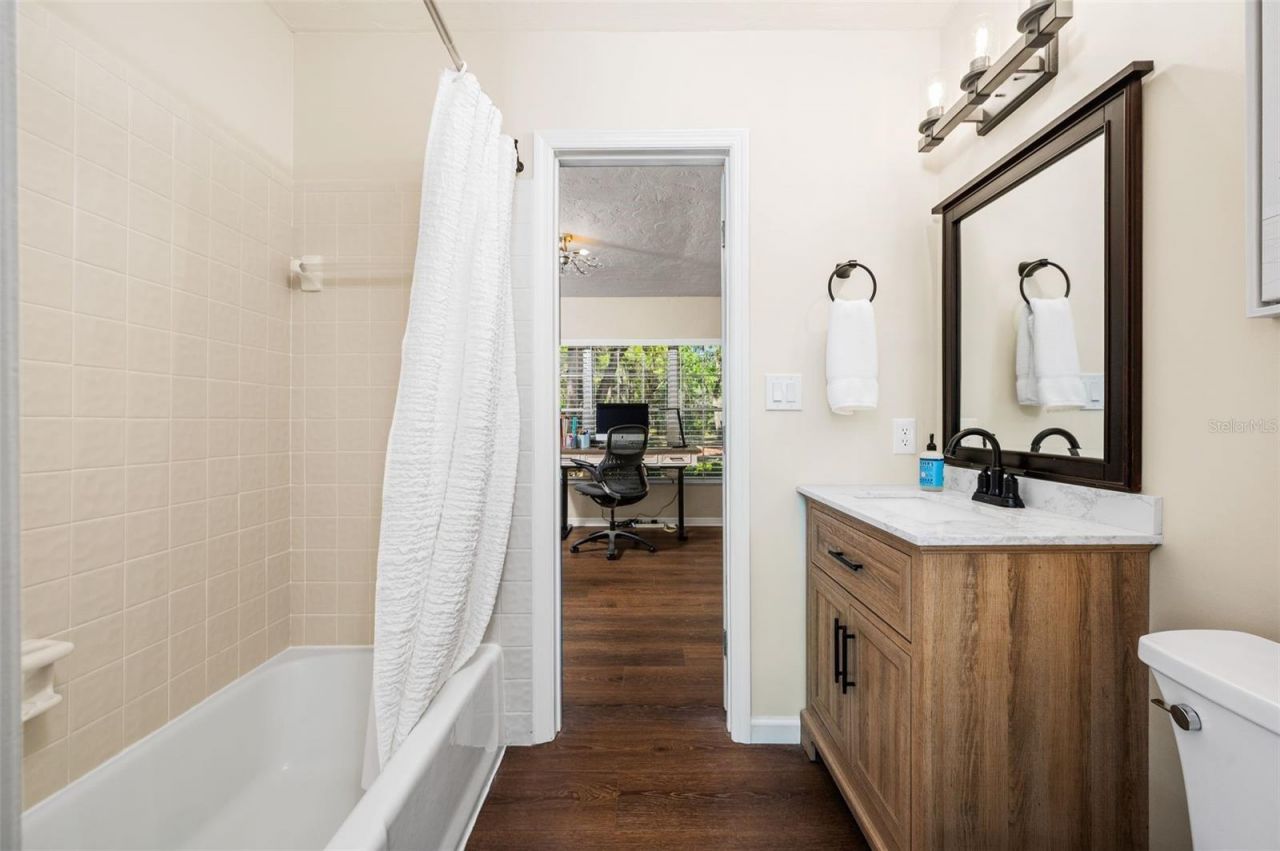 8115 SW 1st Place, Gainesville, FL 32607 Photo