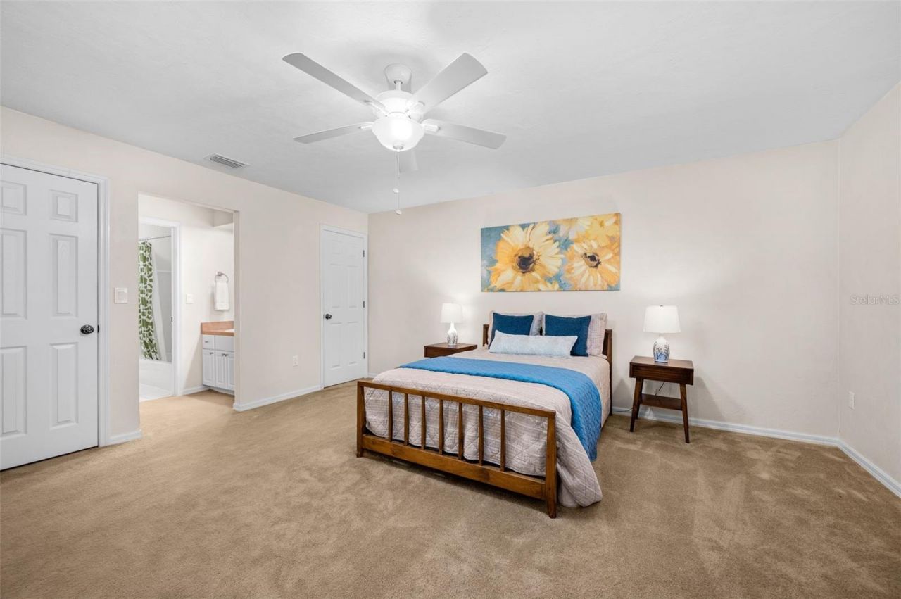 8115 SW 1st Place, Gainesville, FL 32607 Photo