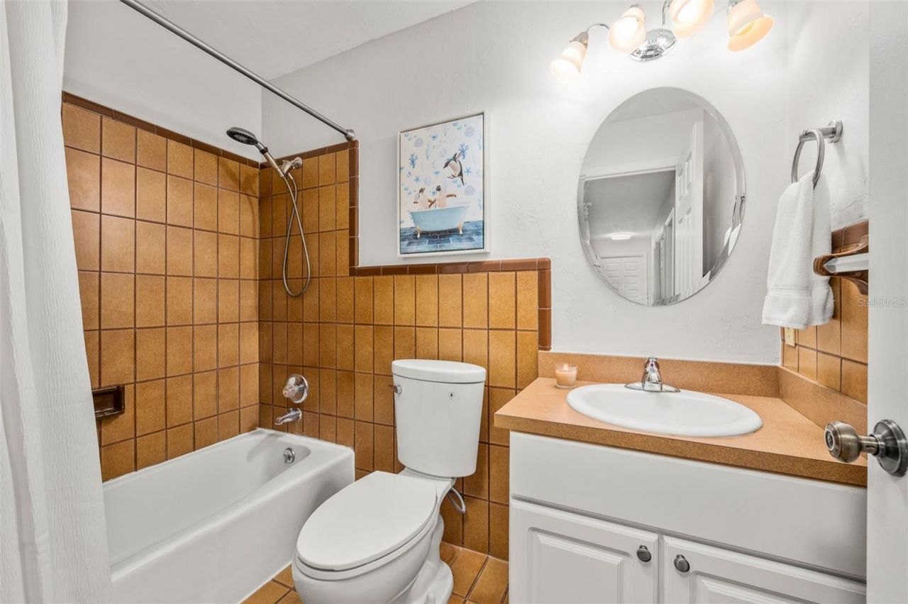 8115 SW 1st Place, Gainesville, FL 32607 Photo