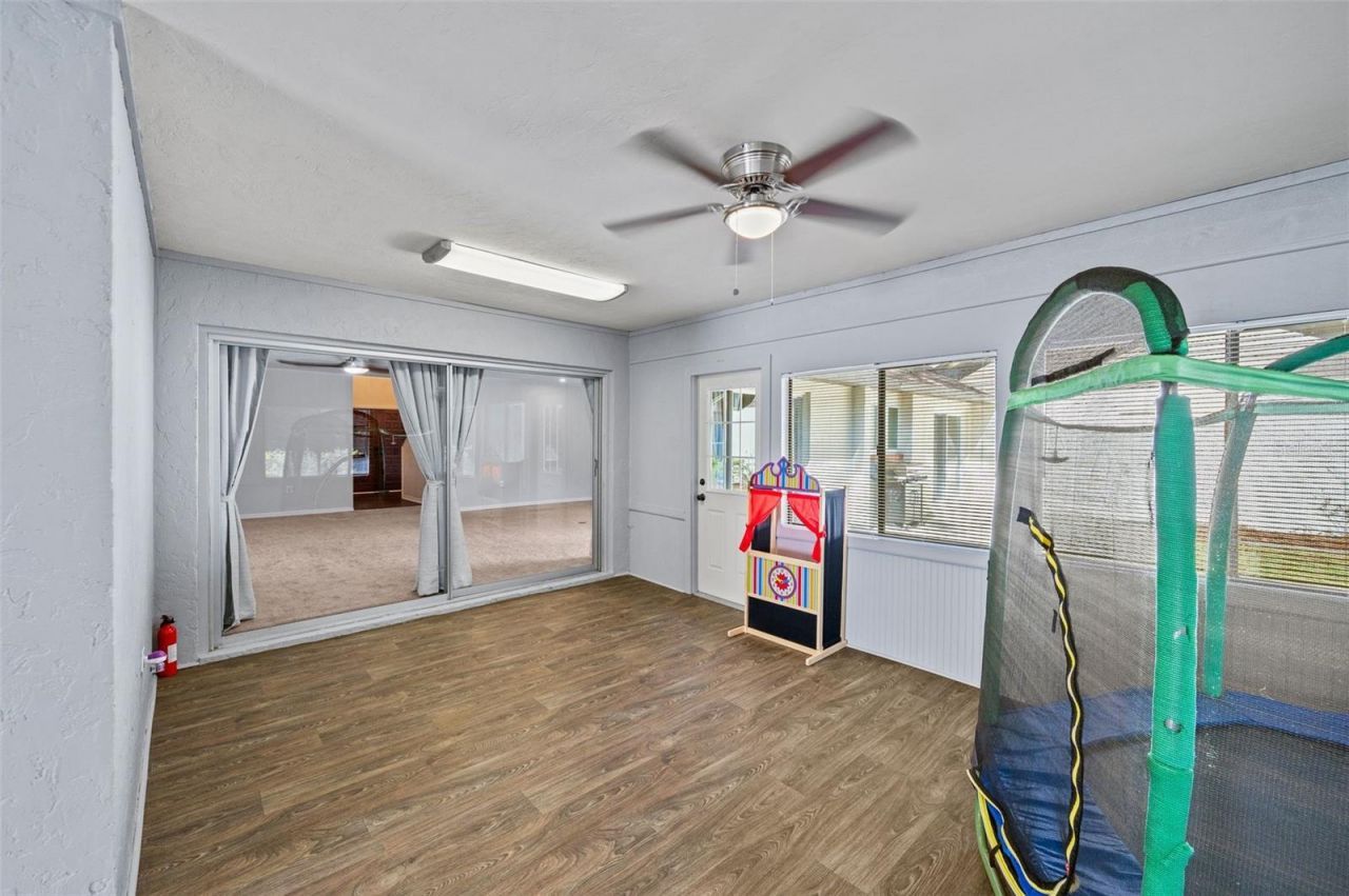 8115 SW 1st Place, Gainesville, FL 32607 Photo