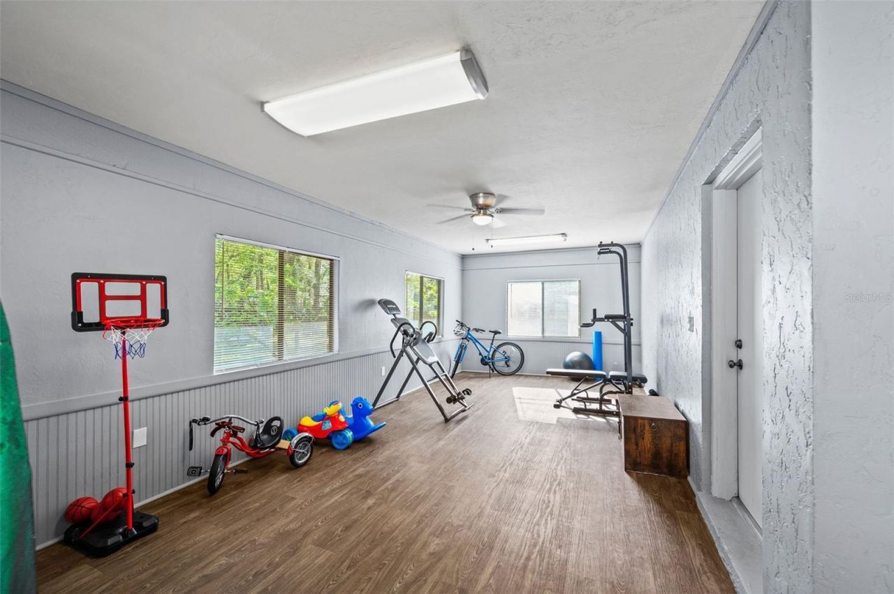 8115 SW 1st Place, Gainesville, FL 32607 Photo