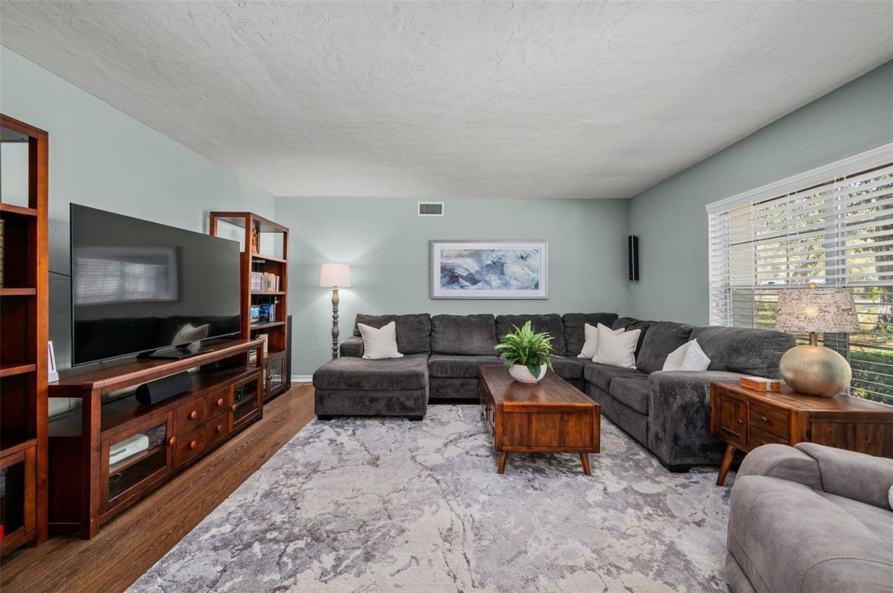 8115 SW 1st Place, Gainesville, FL 32607 Photo