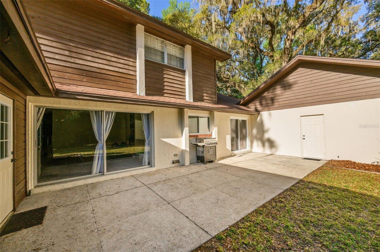 8115 SW 1st Place, Gainesville, FL 32607 Photo