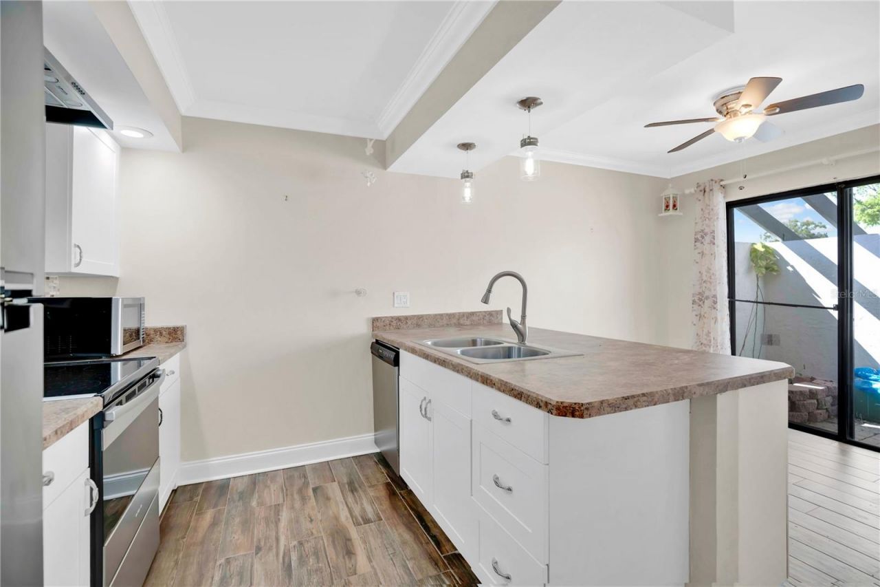 2401 Sun Valley Circle, Unit 2401, Winter Park, FL 32792 Photo