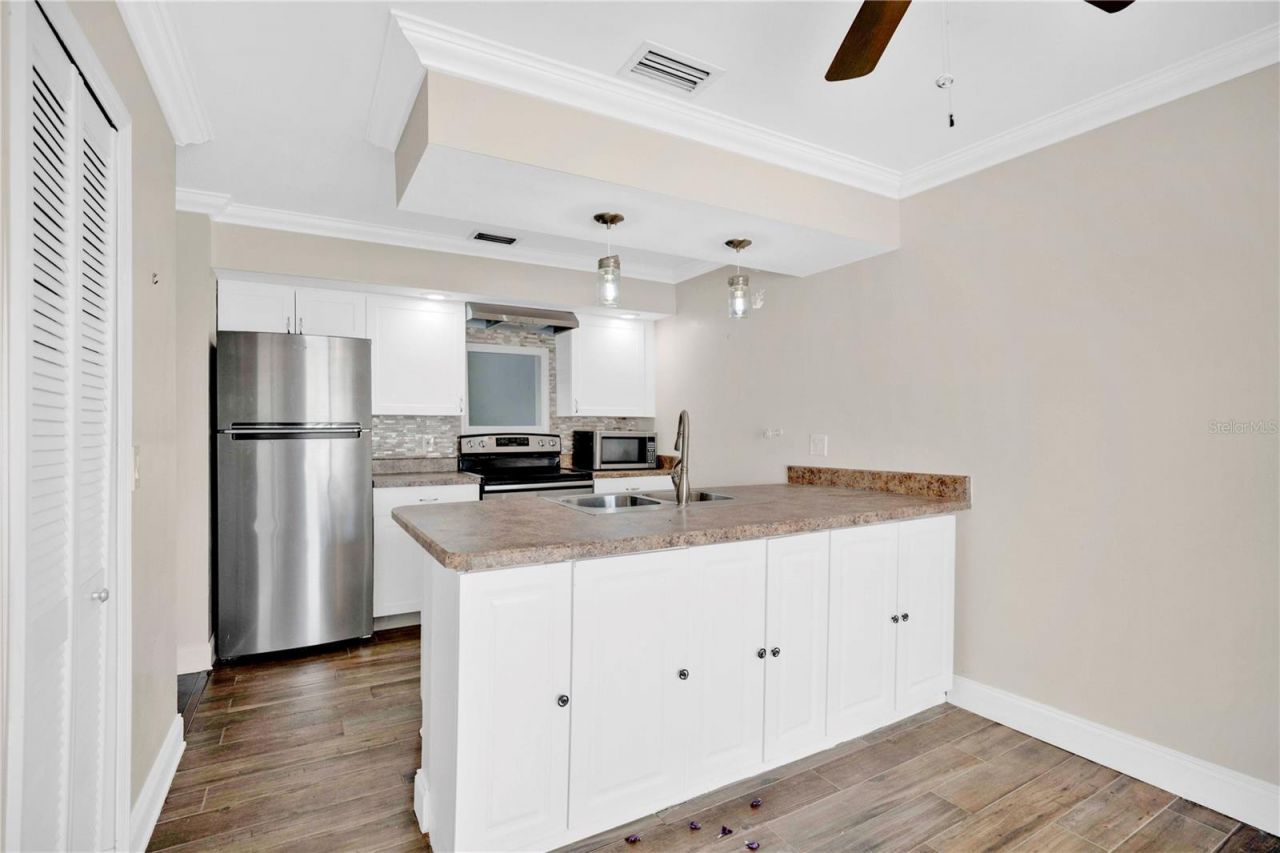 2401 Sun Valley Circle, Unit 2401, Winter Park, FL 32792 Photo