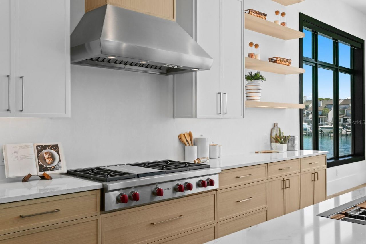 500 Barcelona Drive, Saint Petersburg, FL 33715 Photo