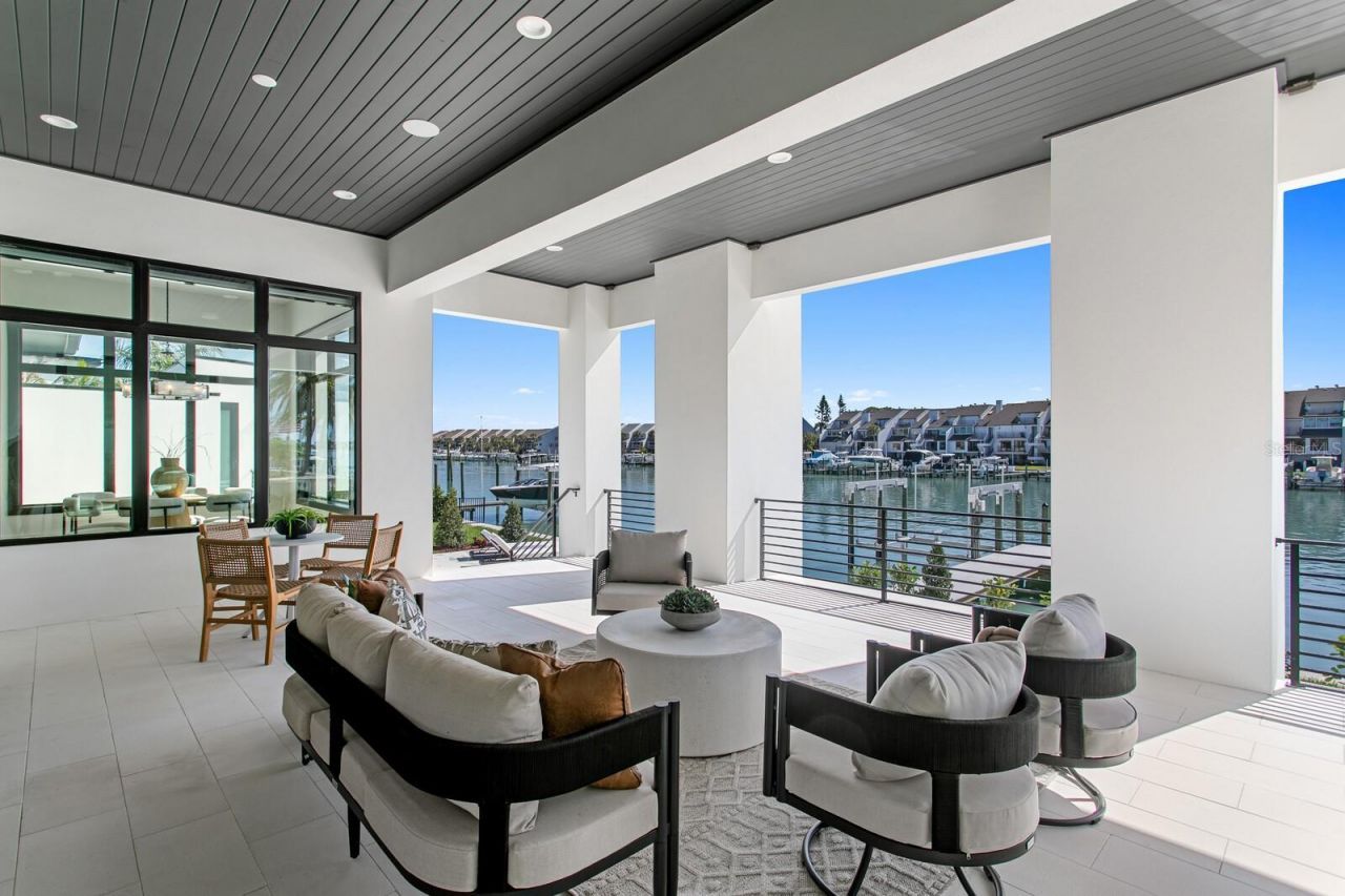 500 Barcelona Drive, Saint Petersburg, FL 33715 Photo