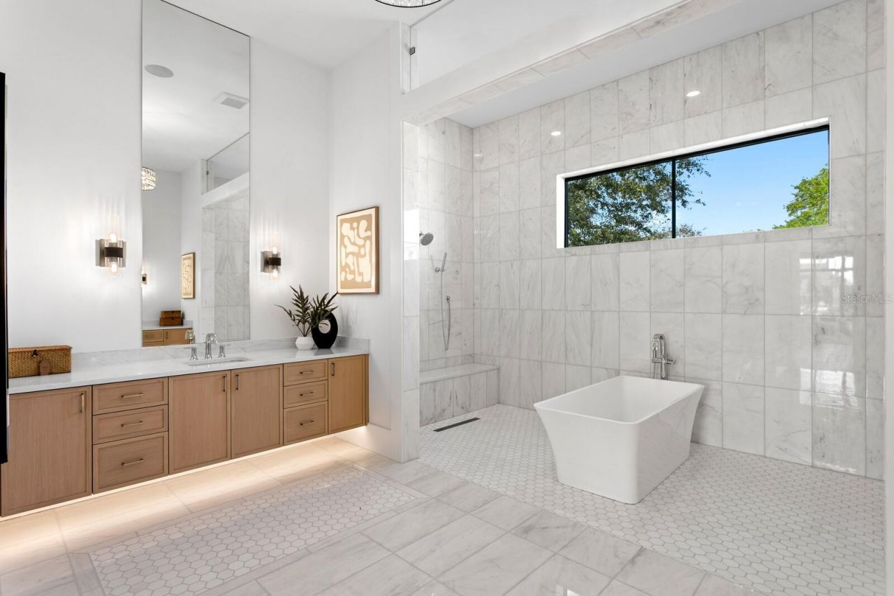 500 Barcelona Drive, Saint Petersburg, FL 33715 Photo