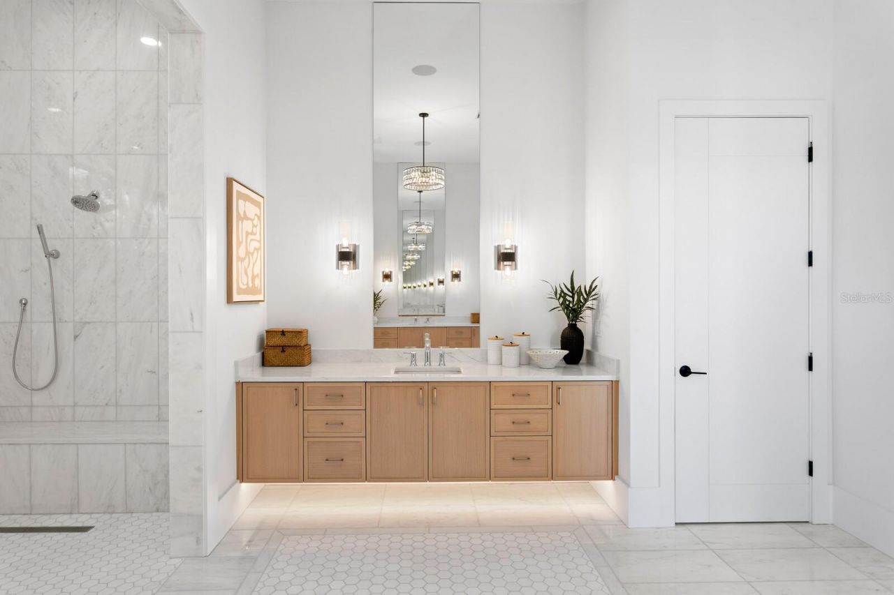 500 Barcelona Drive, Saint Petersburg, FL 33715 Photo