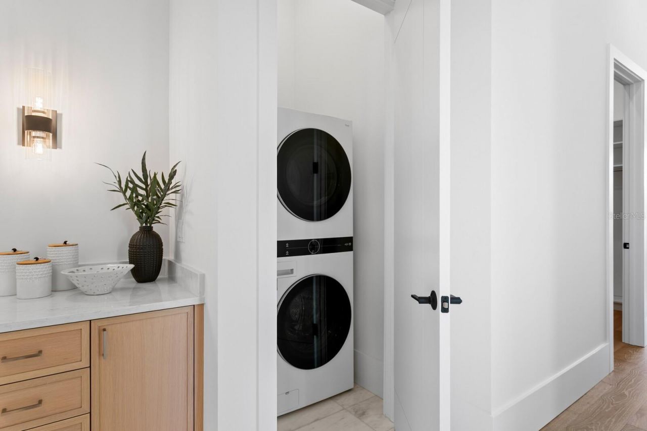 500 Barcelona Drive, Saint Petersburg, FL 33715 Photo