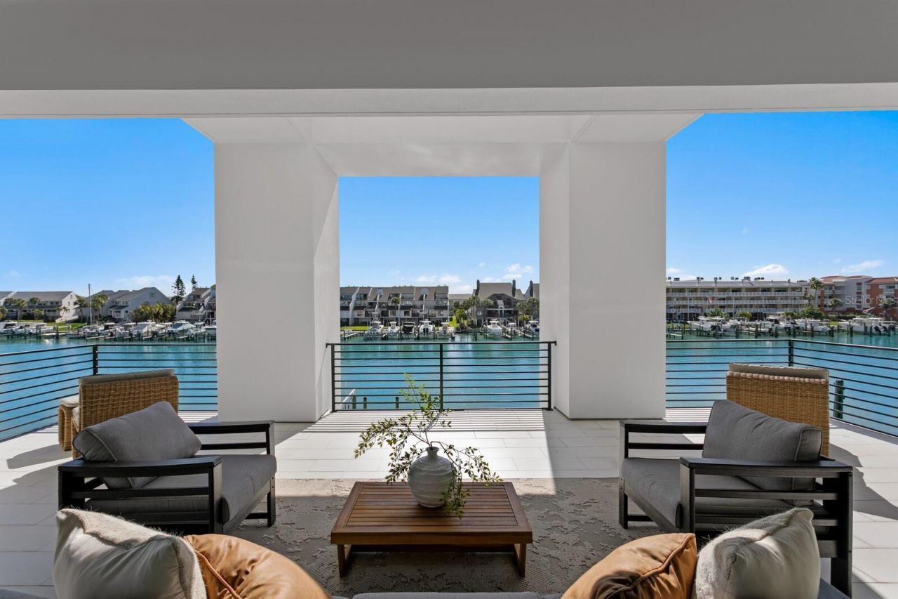 500 Barcelona Drive, Saint Petersburg, FL 33715 Photo