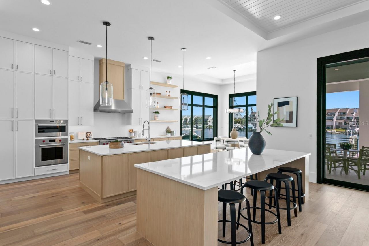 500 Barcelona Drive, Saint Petersburg, FL 33715 Photo