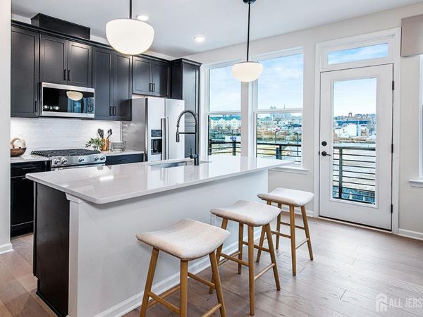 33 Tuckman Drive, Monmouth Junction, NJ 08852