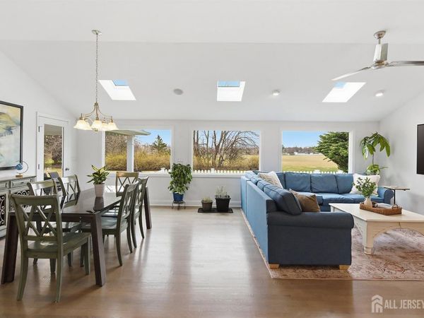 23 Cranbury Neck Road, Cranbury, NJ 08512