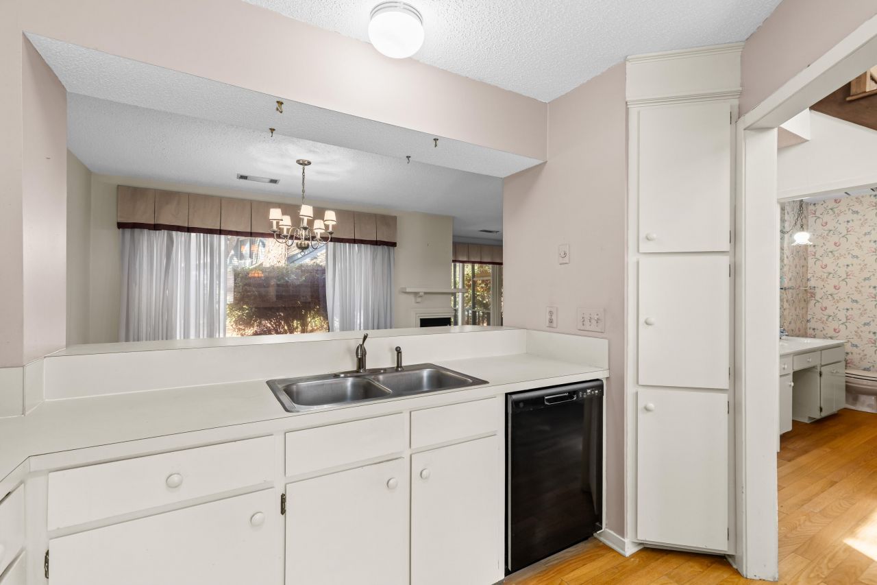 1117 Shadow Lake Circle Photo 5