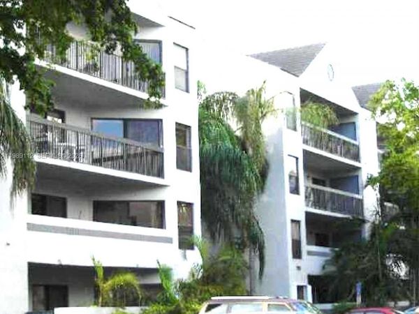 8811 SW 132nd Pl , Unit 207CW, Miami, FL 33186