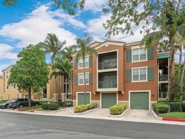 11760 Saint Andrews Pl , Unit 302, Wellington, FL 33414