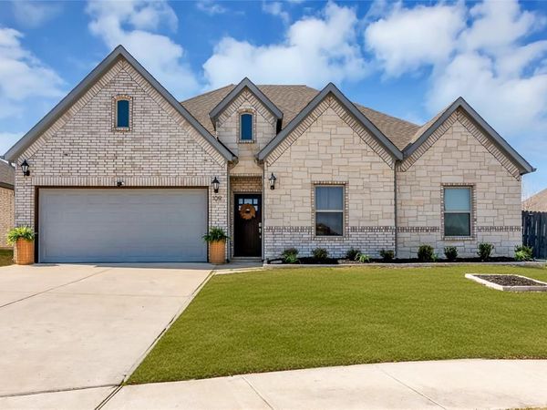 109 St Meena Court, Fort Worth, TX 76120