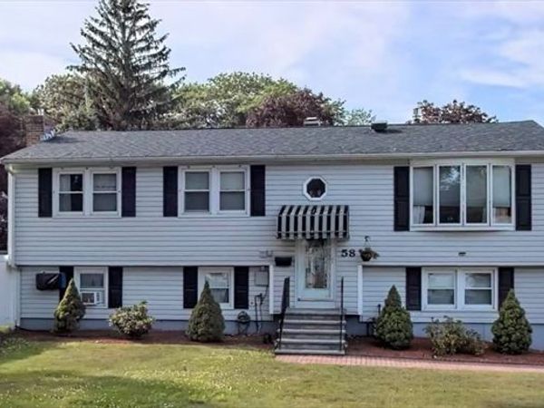 58 Brunswick Street, Lowell, MA 01852
