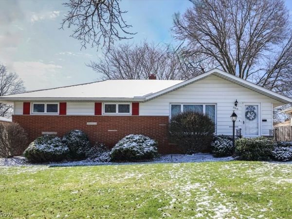 2915 Friar Drive , Parma, OH 44134