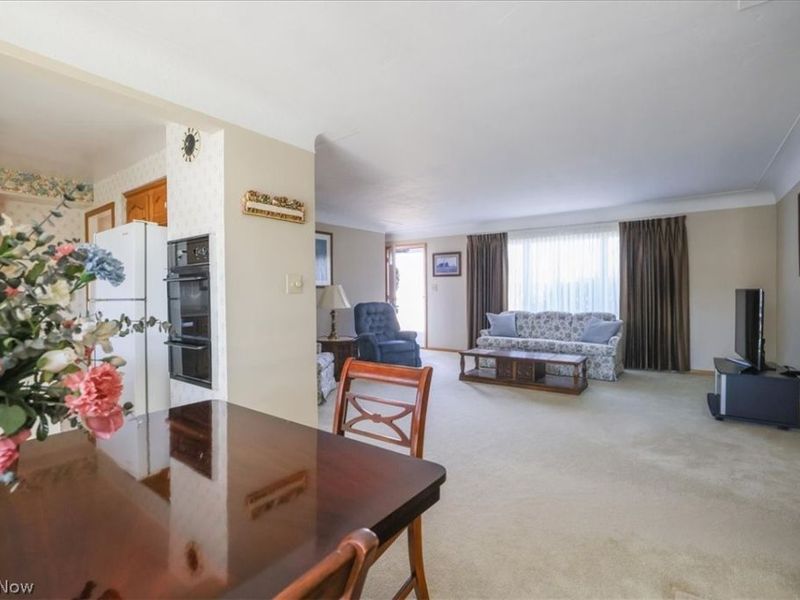 2915 Friar Drive , Parma, OH 44134 Photo 10