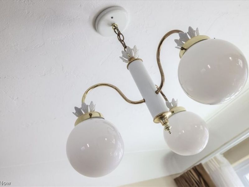 2915 Friar Drive , Parma, OH 44134 Photo 12