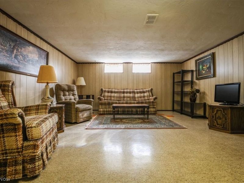 2915 Friar Drive , Parma, OH 44134 Photo 32