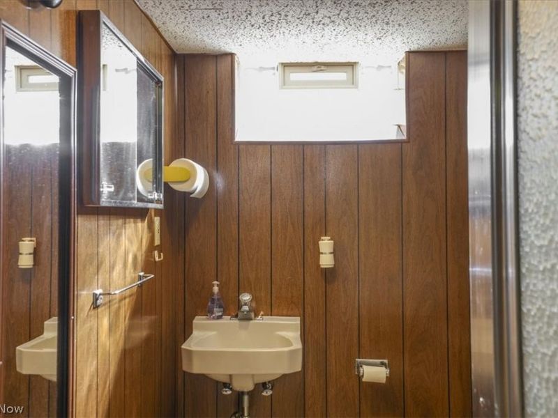 2915 Friar Drive , Parma, OH 44134 Photo 34