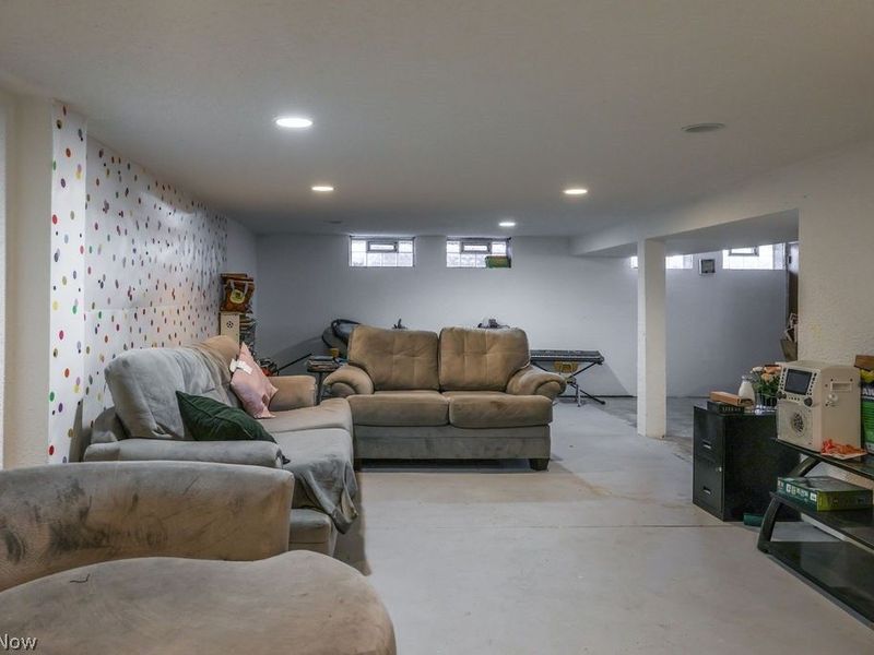 6787 Anthony Lane, Parma Heights, OH 44130 Photo 16