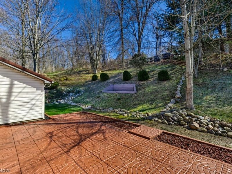 616 N James Street , East Palestine, OH 44413 Photo 10