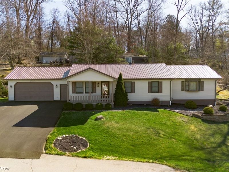 616 N James Street , East Palestine, OH 44413 Photo 3