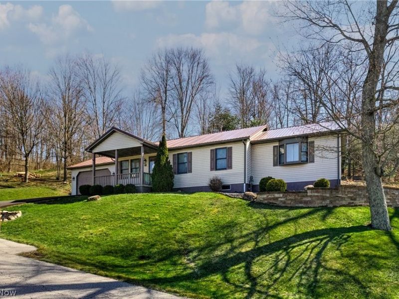 616 N James Street , East Palestine, OH 44413 Photo 6